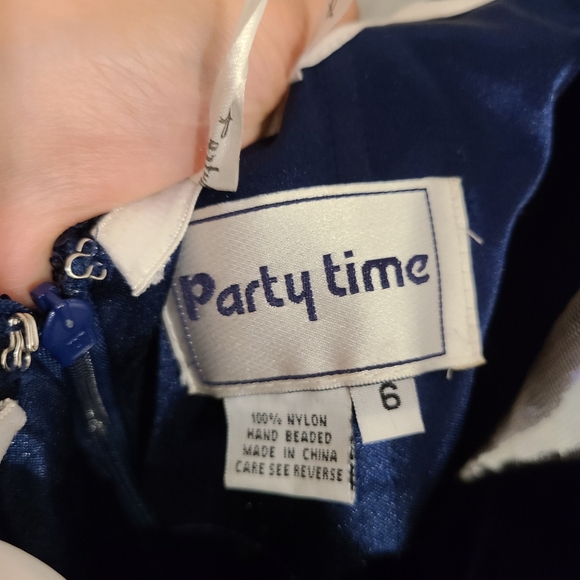 Beautiful navy blue mini dress - Picture 4 of 4